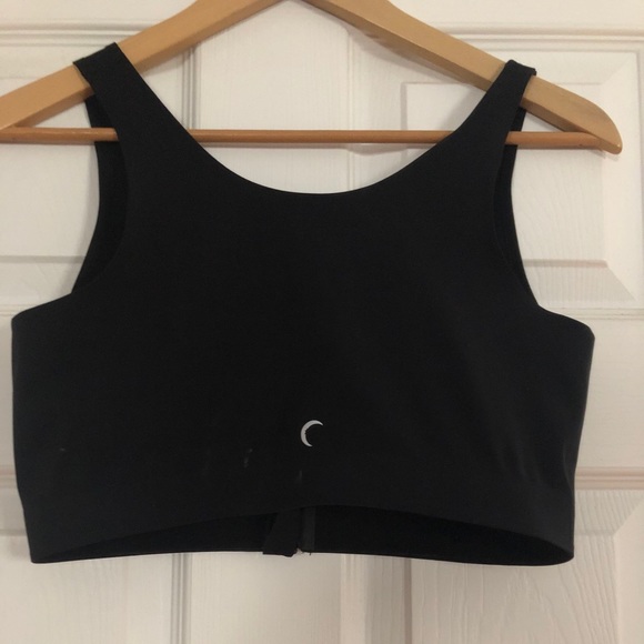 Zyia Zipper Sports Bra - Picture 2 of 3